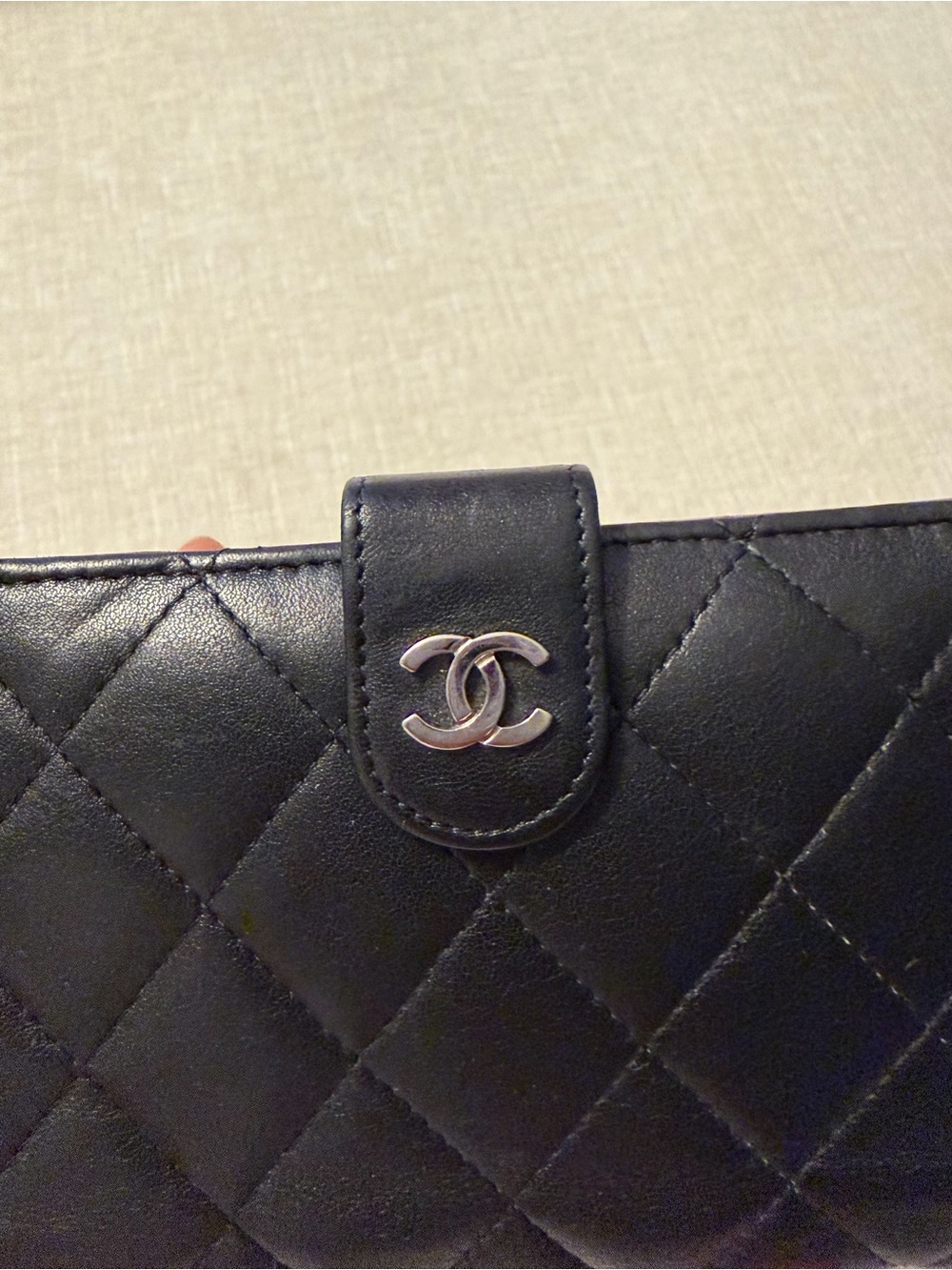 Authentic CHANEL Black Quilted soft Leather Snap Wallet with Silver CC Emblem - Picture 7 of 13